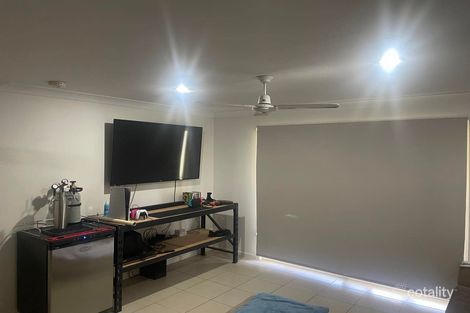 Property photo of 2/11 Raffia Street Rural View QLD 4740