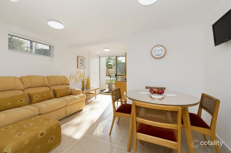 Property photo of 94 Kennington Road Camp Hill QLD 4152