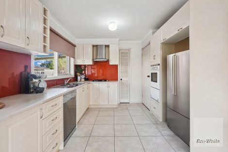 Property photo of 2 Angourie Crescent Taylors Lakes VIC 3038