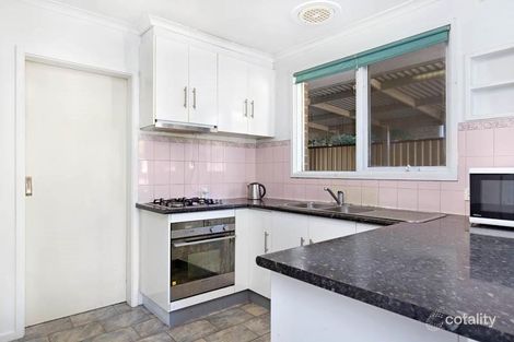Property photo of 17 Ennismore Drive Keysborough VIC 3173