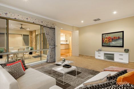 Property photo of 21 Lorikeet Drive Berwick VIC 3806