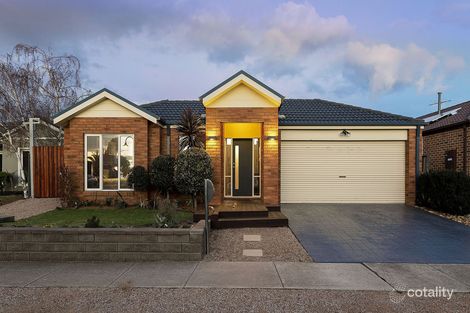 Property photo of 27 Hollows Circuit Tarneit VIC 3029