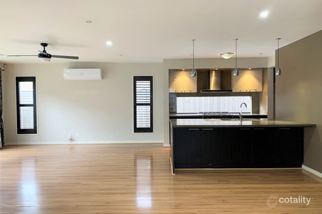 Property photo of 12 Trillium Boulevard Mickleham VIC 3064