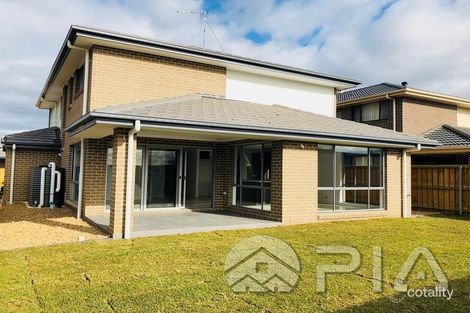 Property photo of 20 Pimlico Crescent Colebee NSW 2761