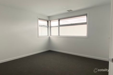 Property photo of 2/36 Nolan Avenue Brooklyn VIC 3012
