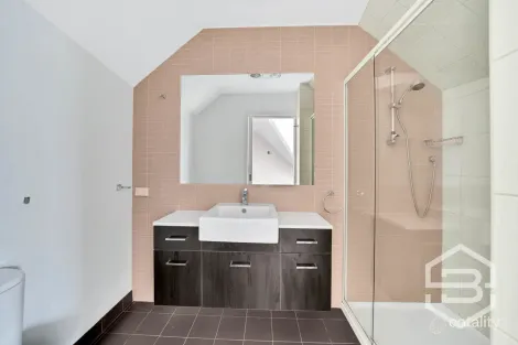 Property photo of 2 Smith Street Kensington VIC 3031