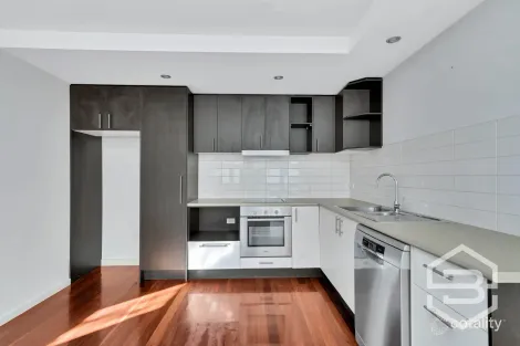 Property photo of 2 Smith Street Kensington VIC 3031