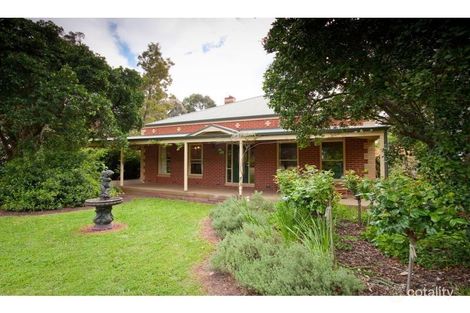 130 Black Forest Dr, Macedon, VIC 3440