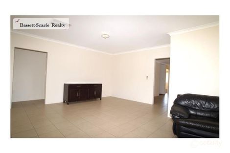 Property photo of 5 Cooeyup Close Ravenswood WA 6208