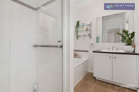 Property photo of 6 Howards Way Point Cook VIC 3030