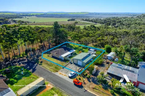30 Green St, Manypeaks, WA 6328