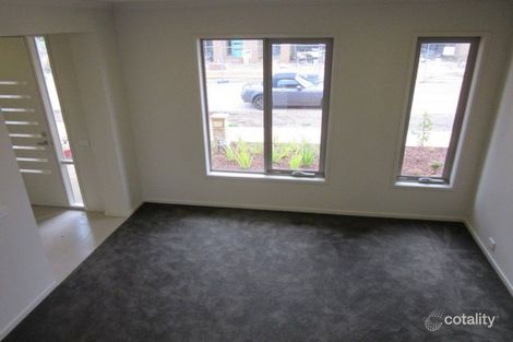 Property photo of 4 Broadbeach Circuit Point Cook VIC 3030