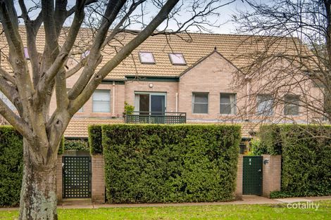 2/4 Hooker St, Yarralumla, ACT 2600