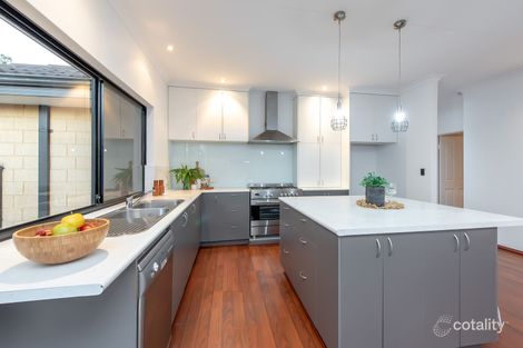 Property photo of 31 Sandringham Drive Darch WA 6065