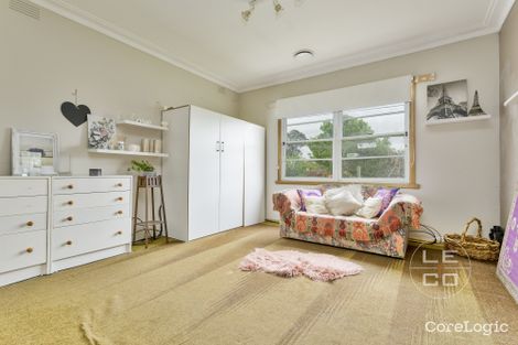 Property photo of 4 Lesley Grove Noble Park VIC 3174