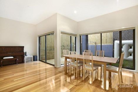 Property photo of 2/3 Ruda Street Doncaster VIC 3108