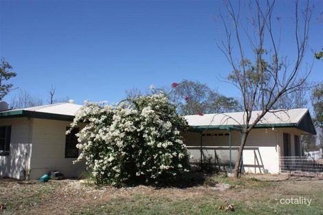 Property photo of 98 Caringal Road Emerald QLD 4720