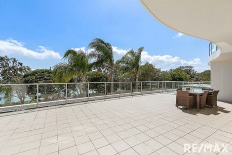 Property photo of 102/569 Esplanade Urangan QLD 4655