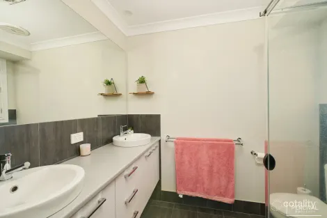Property photo of 4 Marchment Street Thrumster NSW 2444