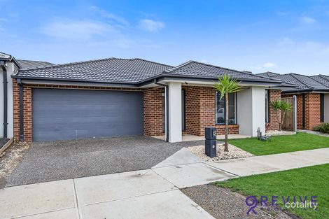 48 Chesney Cct, Clyde, VIC 3978