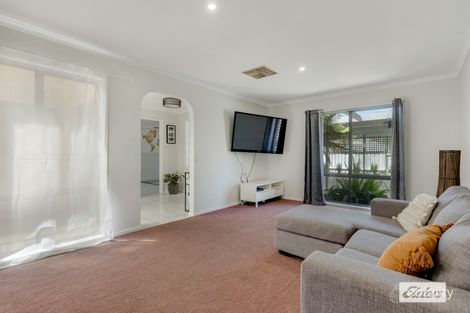 Property photo of 92 Hammer Street Howlong NSW 2643