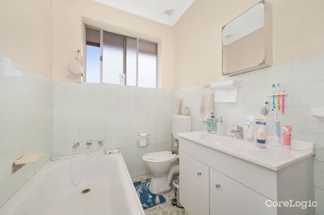Property photo of 1/46 Rowe Avenue Lurnea NSW 2170