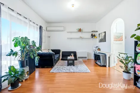 Property photo of 8 Conrad Street St Albans VIC 3021