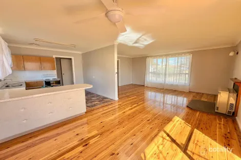 Property photo of 21 Brenner Street Forbes NSW 2871