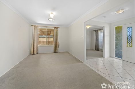 Property photo of 31 Sheraton Circuit Bomaderry NSW 2541