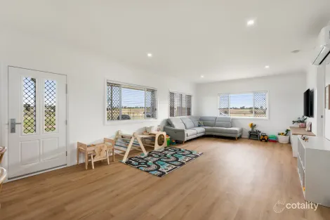 Property photo of 31 Shilliday Road Westbrook QLD 4350