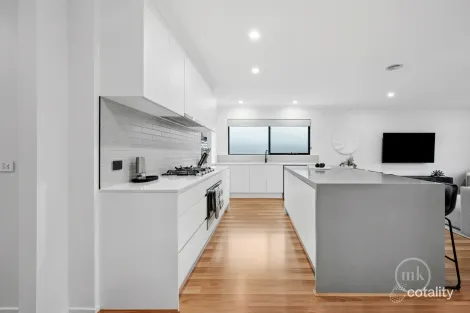 Property photo of 62 Nancarrow Drive Doreen VIC 3754