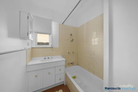 Property photo of 70 Barton Road Hawthorne QLD 4171