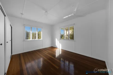 Property photo of 70 Barton Road Hawthorne QLD 4171