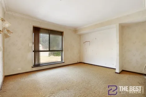 Property photo of 17 Tamarind Crescent Kelmscott WA 6111