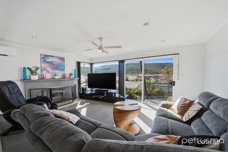 Property photo of 1/8 Flinders Street Warrane TAS 7018