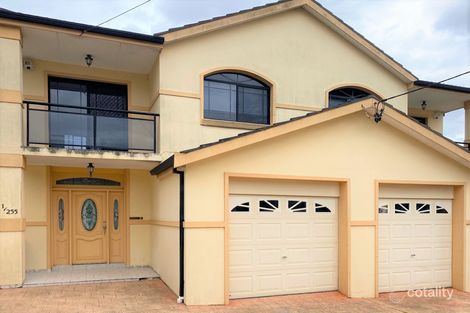 1/255 Wangee Rd, Greenacre, NSW 2190