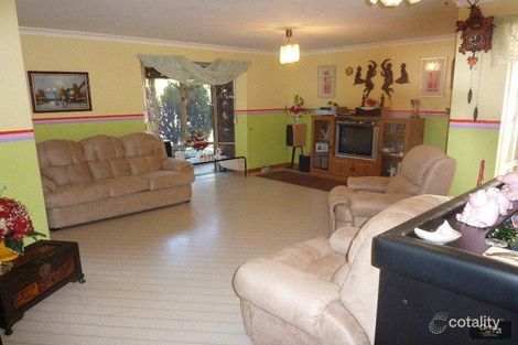 118 Hale Rd, Forrestfield, WA 6058