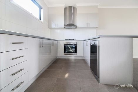 Property photo of 39/20 Hyde Park Avenue Craigieburn VIC 3064