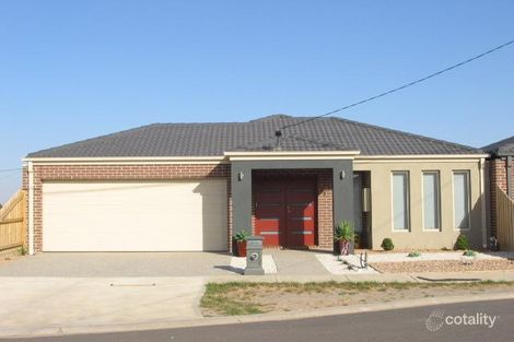 Property photo of 13 Walshe Court Altona Meadows VIC 3028