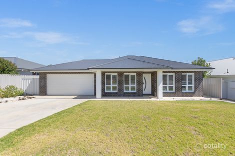Property photo of 7 Turramia Crescent Gobbagombalin NSW 2650