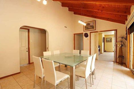 Property photo of 4 Emma Court Taylors Lakes VIC 3038