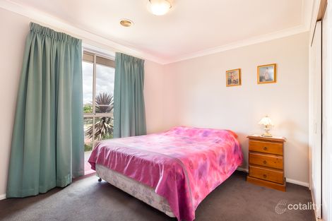 Property photo of 27 Amana Circuit Orange NSW 2800
