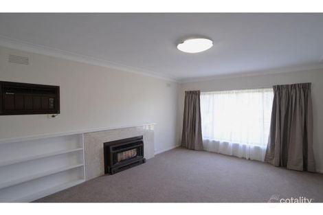 Property photo of 33 Crisp Street Wangaratta VIC 3677