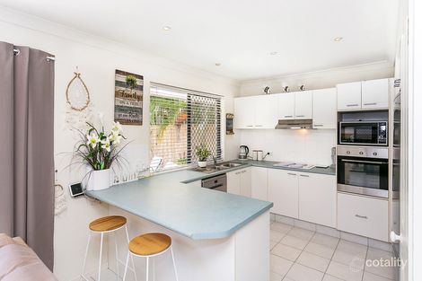 Property photo of 8 Springsure Drive Mudgeeraba QLD 4213