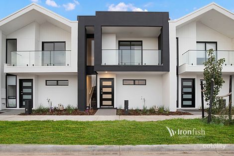 38 Generation Cres, Mambourin, VIC 3024
