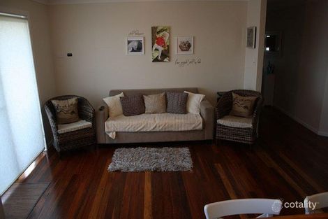 Property photo of 8 Marlin Court Old Bar NSW 2430