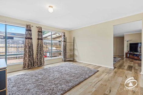 Property photo of 1 Charlotte Place Cranbourne West VIC 3977