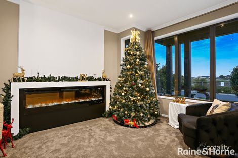 Property photo of 4 Skoda Circuit Point Cook VIC 3030