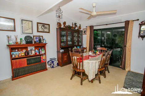 Property photo of 18 Hinkler Crescent Sunset QLD 4825
