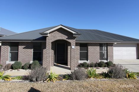 Property photo of 19 McGillan Drive Kelso NSW 2795
